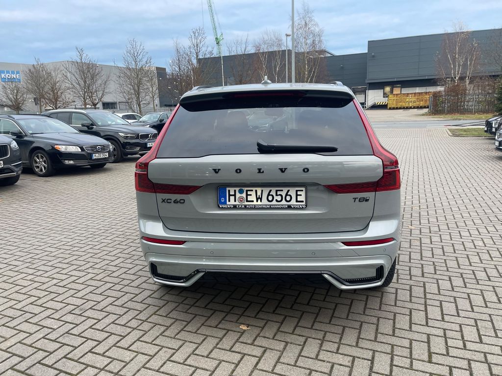 Volvo XC60 2025