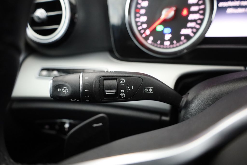 Mercedes-Benz E 300 2019