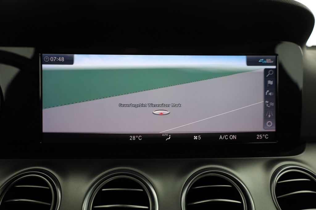 Mercedes-Benz E 300 2019