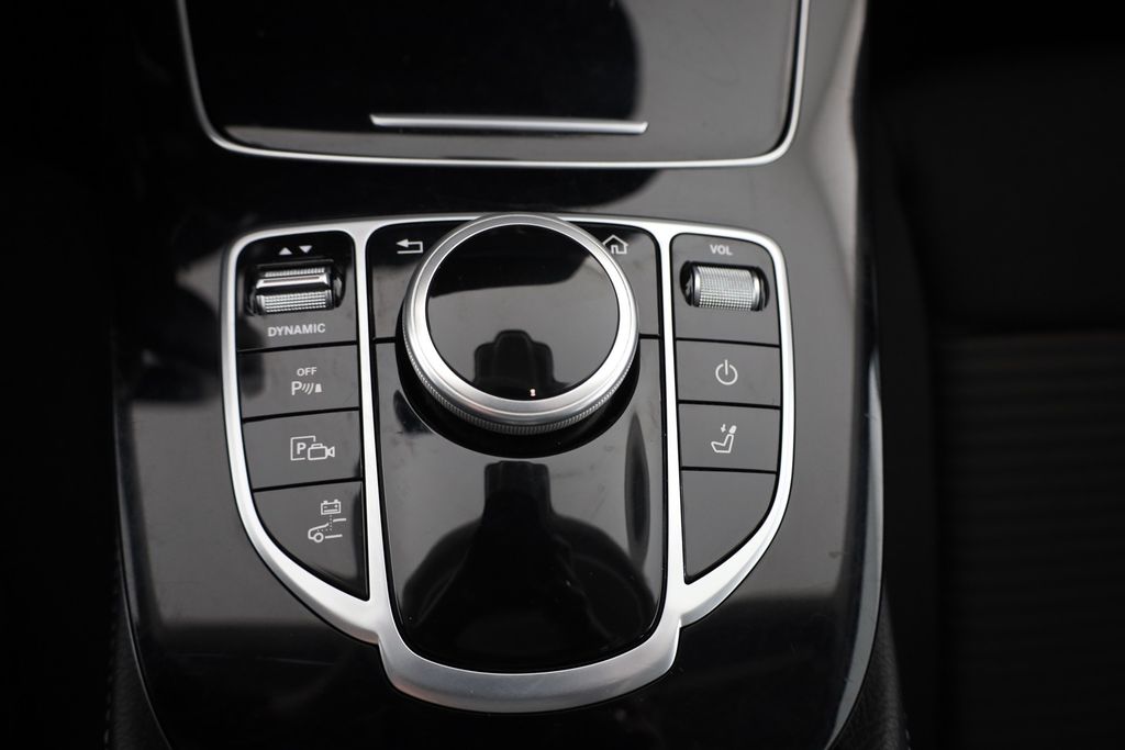 Mercedes-Benz E 300 2019