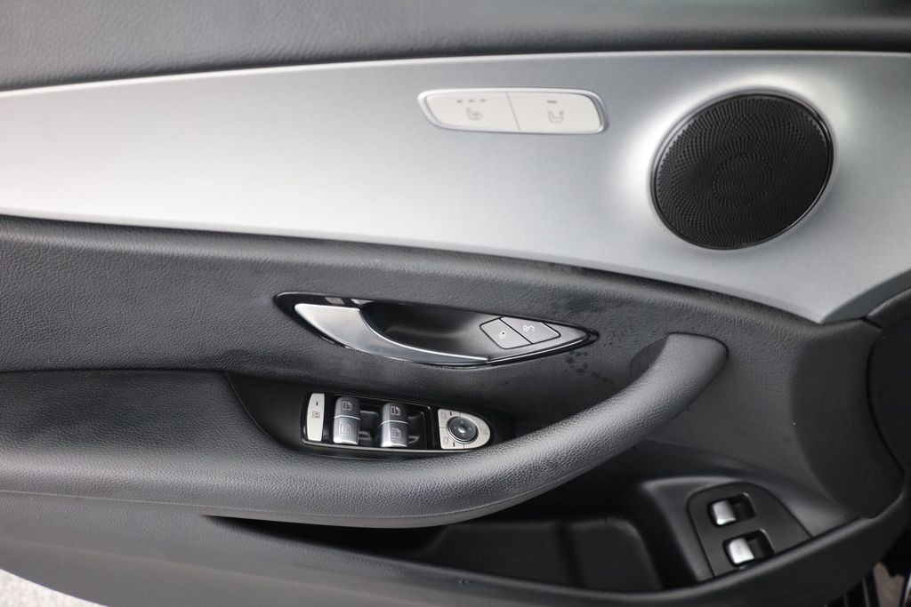 Mercedes-Benz E 300 2019