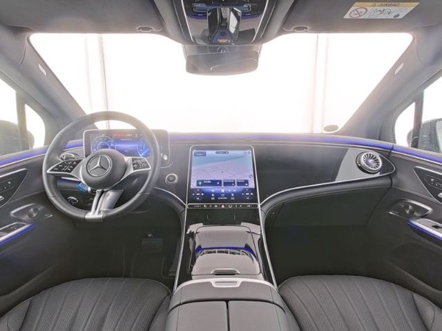 Mercedes-Benz EQE SUV 2024