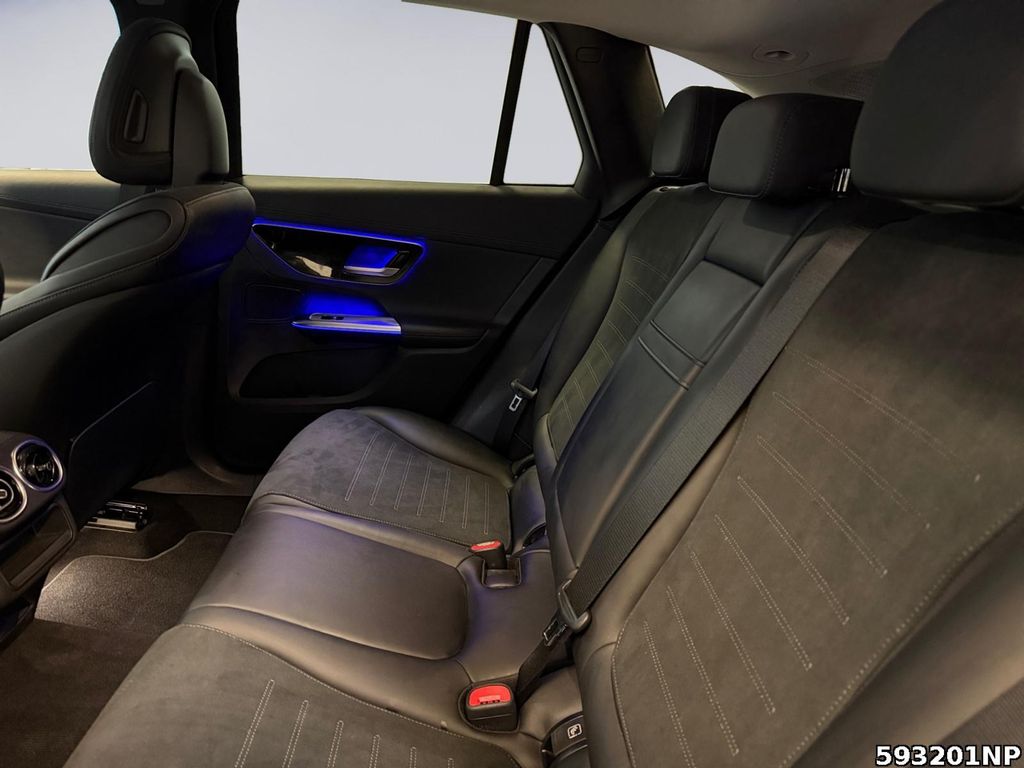 Mercedes-Benz GLC 300 2025