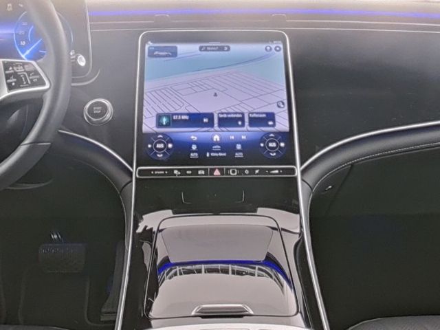 Mercedes-Benz EQE SUV 2024