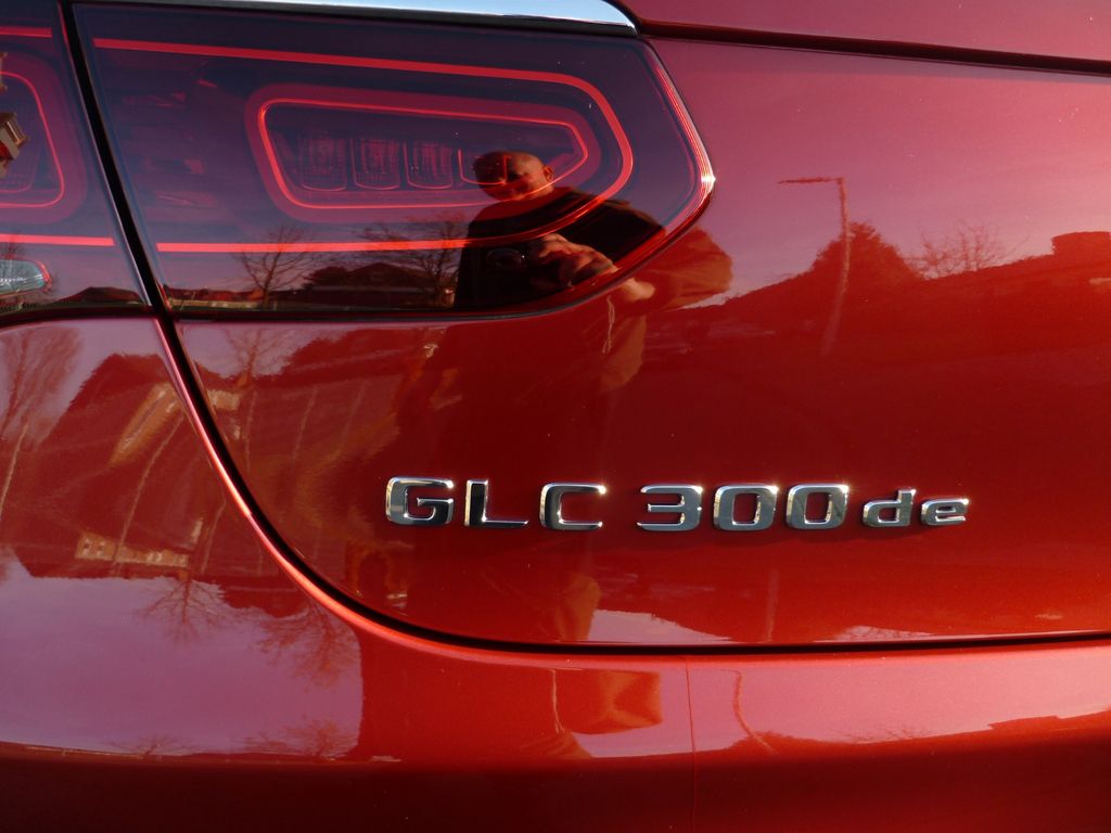 Mercedes-Benz GLC 300 2022