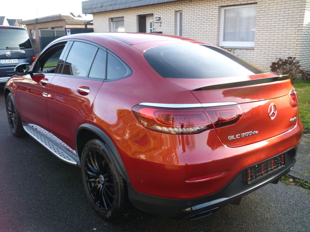 Mercedes-Benz GLC 300 2022