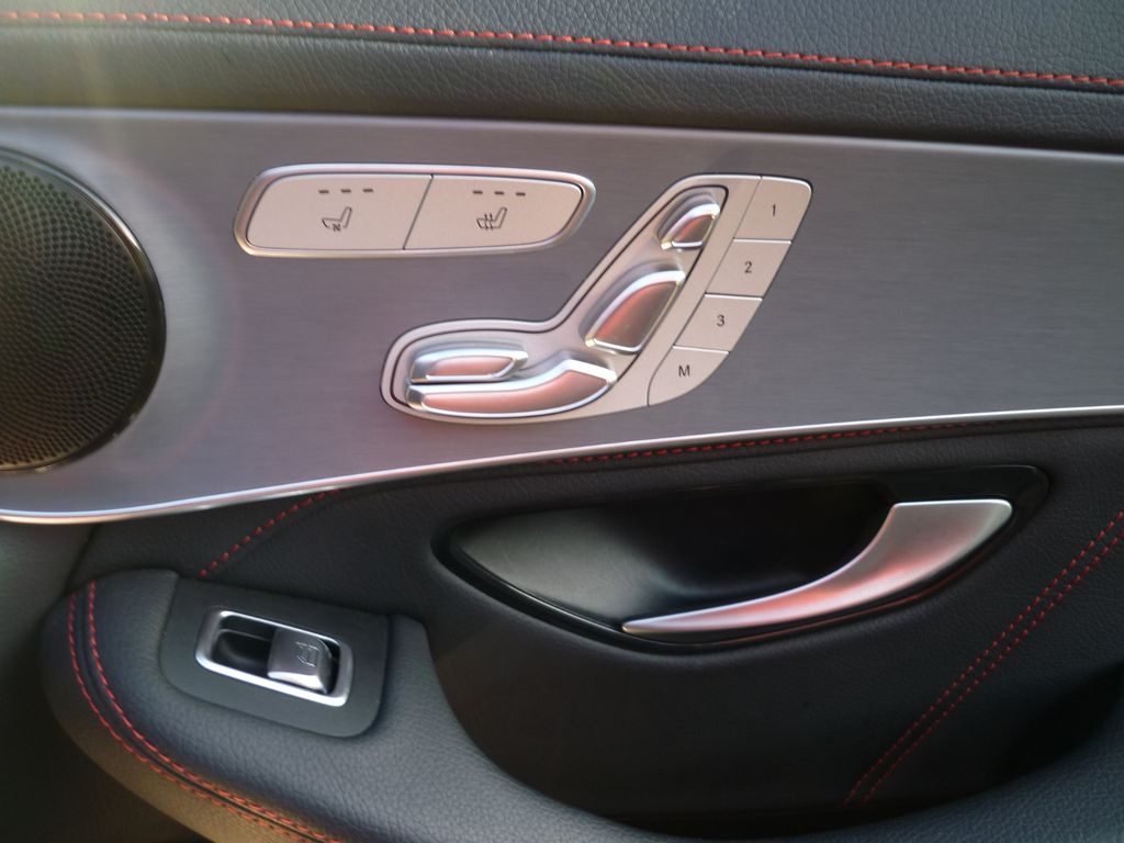 Mercedes-Benz GLC 300 2022