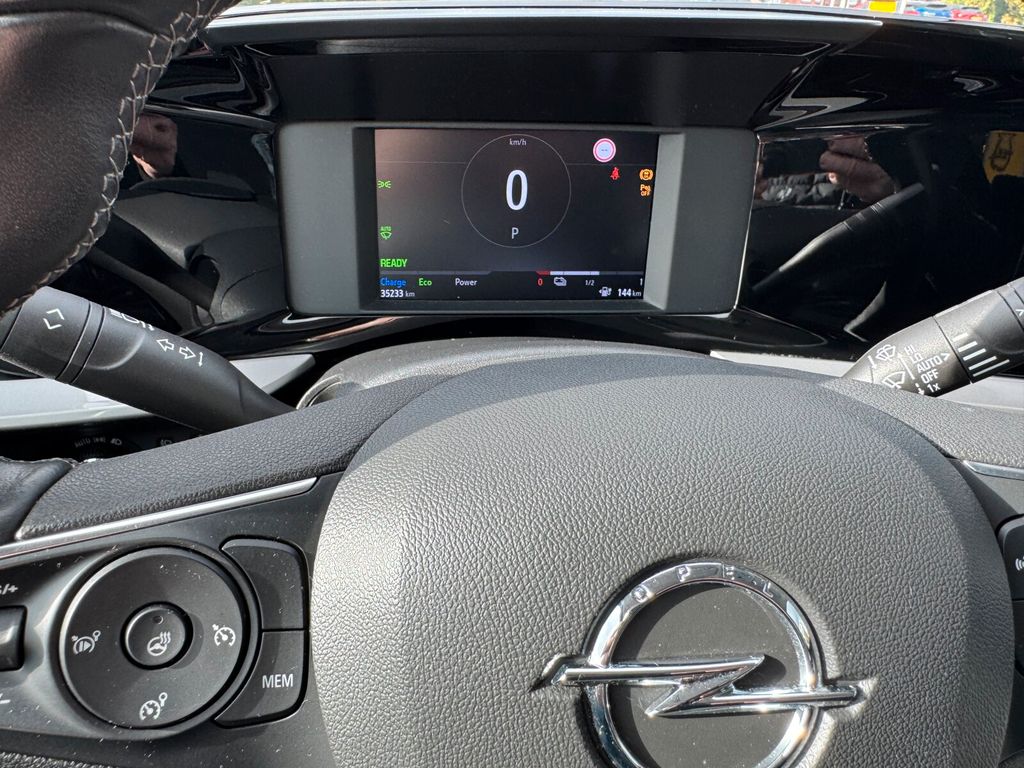 Opel Mokka-e 2022
