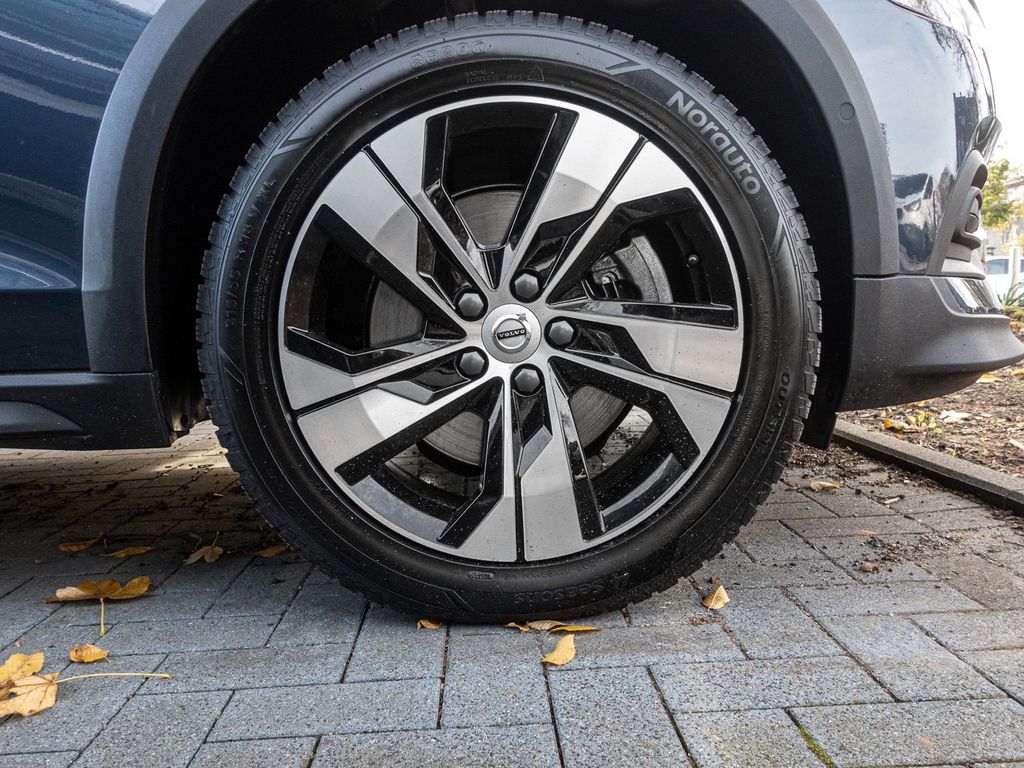 Volvo V60 Cross Country 2023