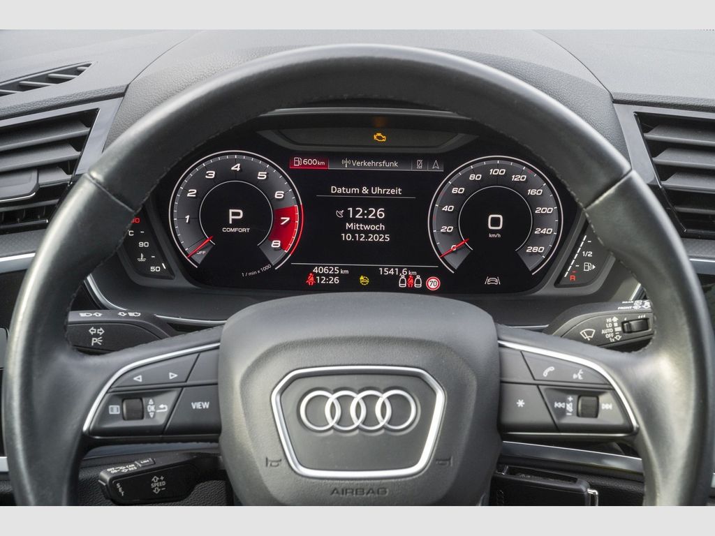 Audi Q3 2021