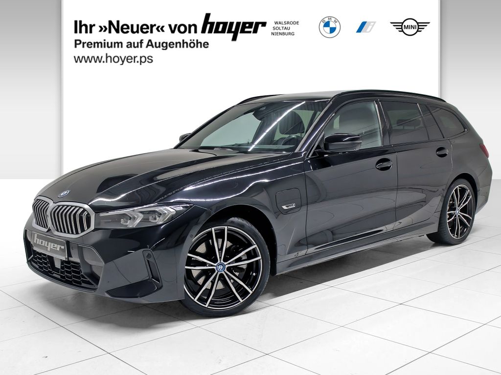 BMW 330 2023