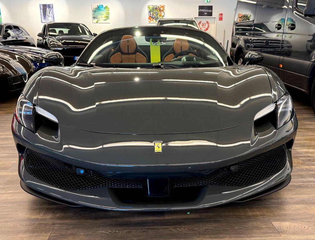 Ferrari 296 GTS 2025