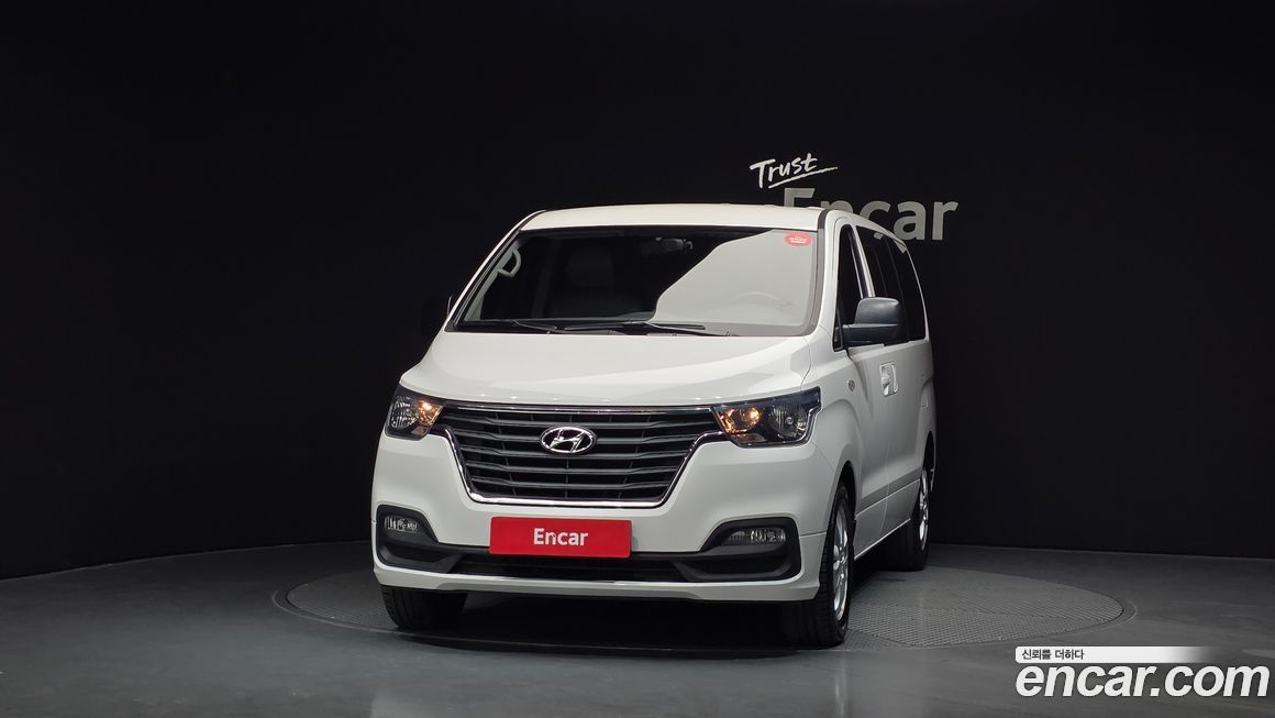 Hyundai Starex 2019