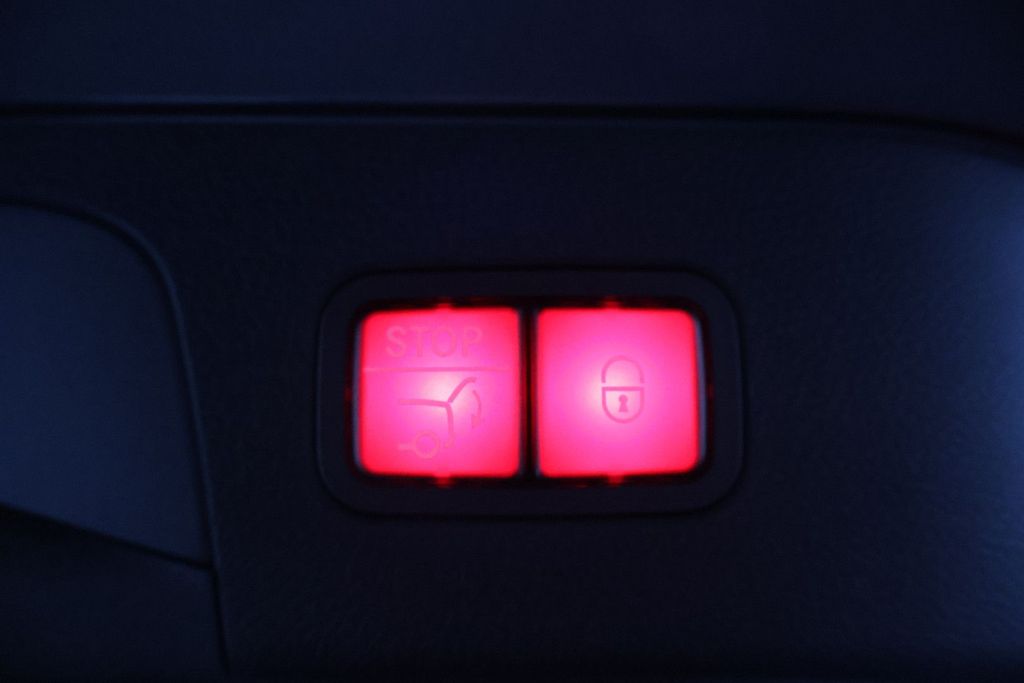 Mercedes-Benz EQC 2020