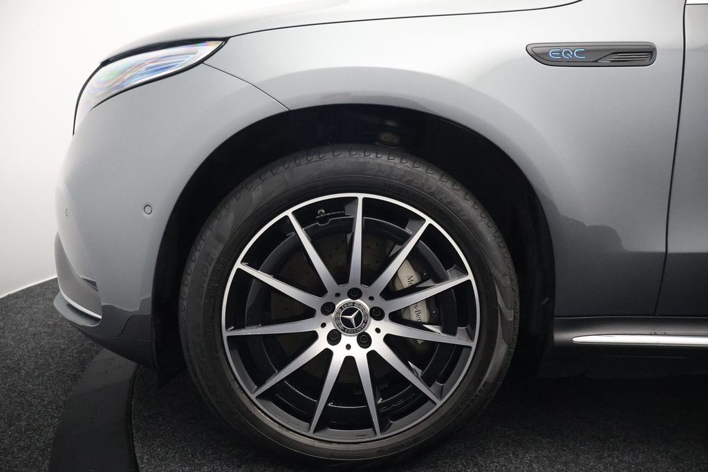 Mercedes-Benz EQC 2020