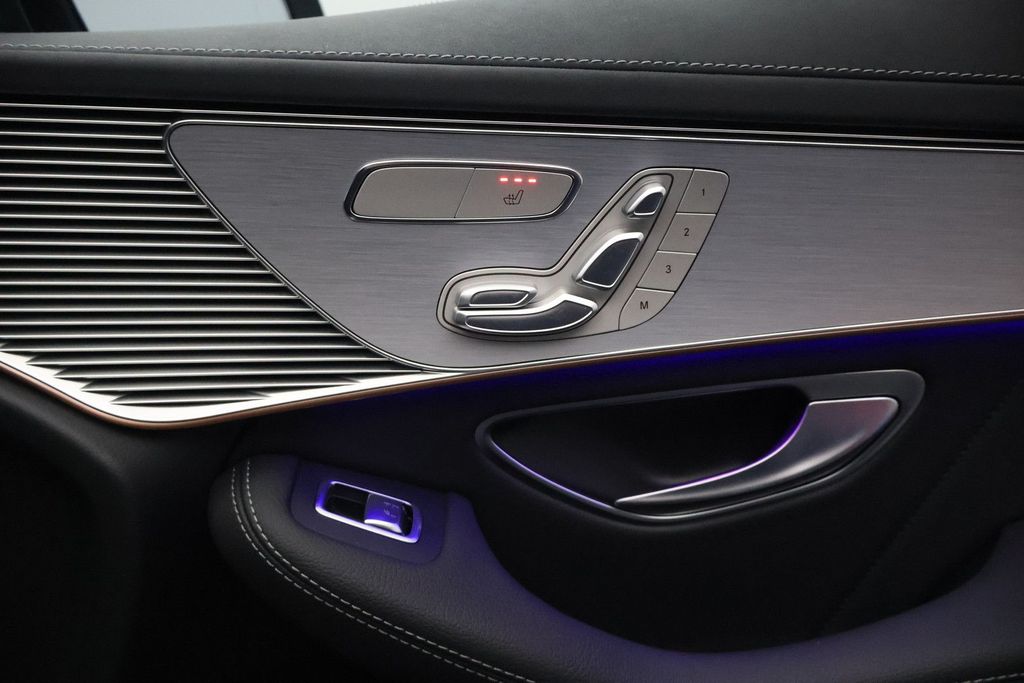 Mercedes-Benz EQC 2020