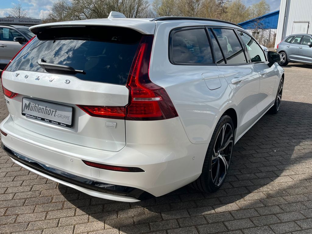 Volvo V60 2024