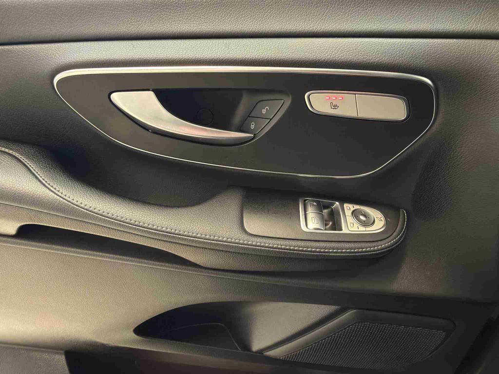 Mercedes-Benz EQV 2024