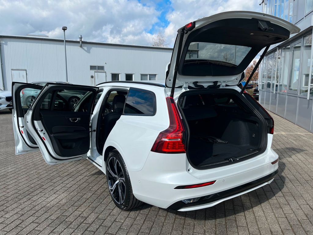 Volvo V60 2024