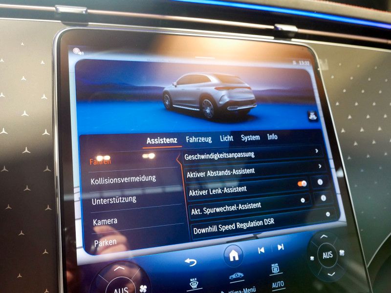 Mercedes-Benz EQE SUV 2024