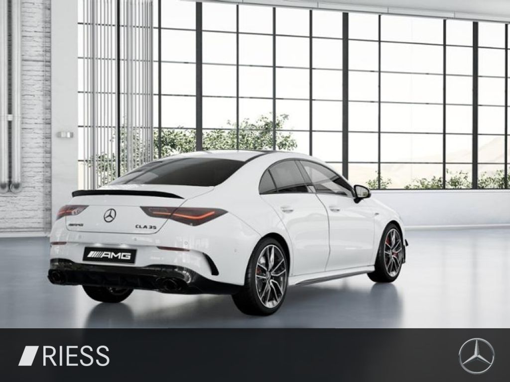 Mercedes-Benz CLA 35 AMG 2024