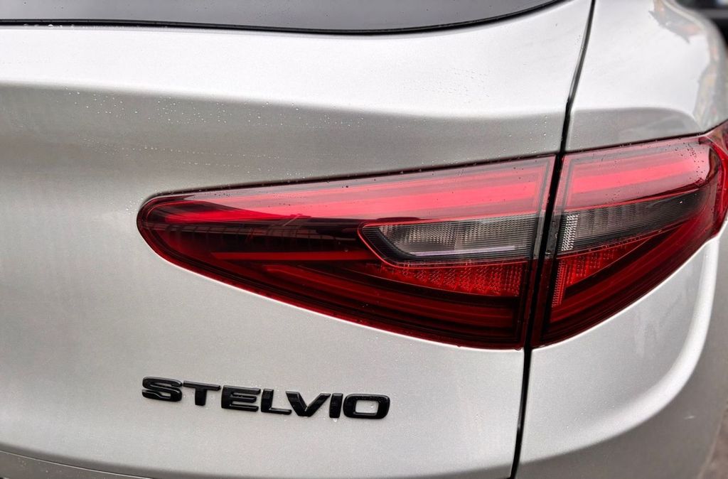 Alfa Romeo Stelvio 2020