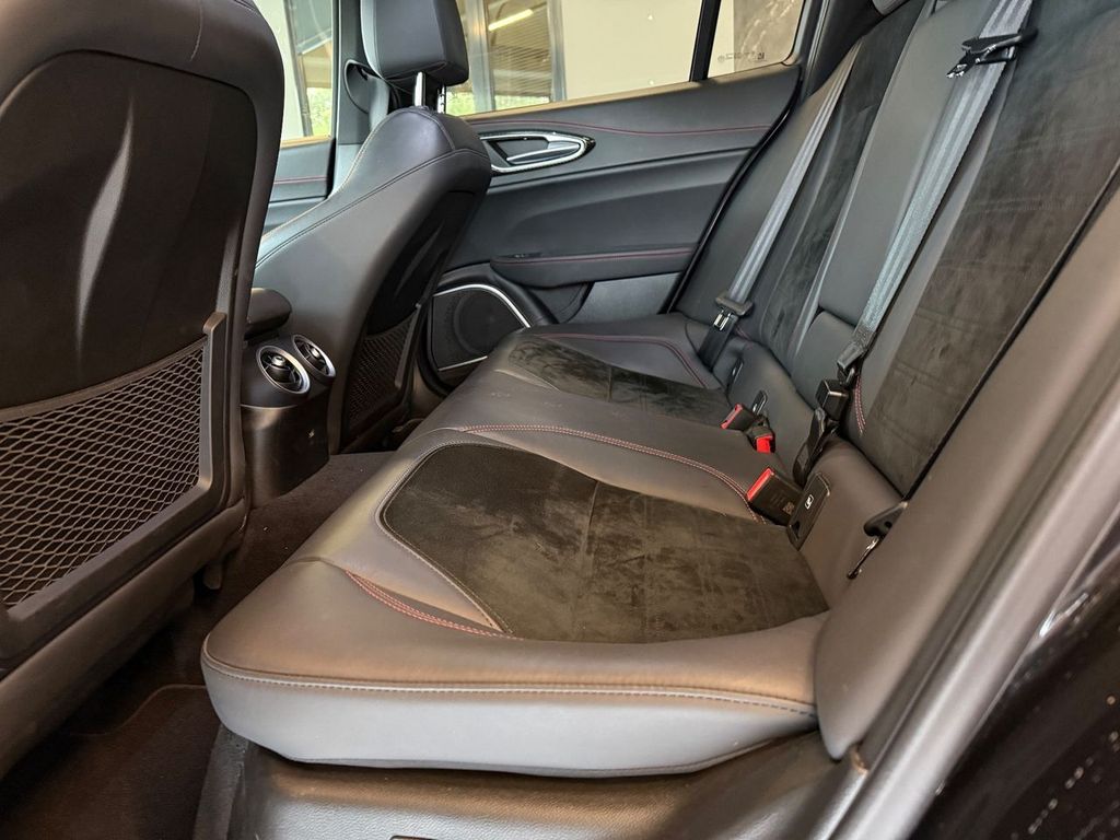 Alfa Romeo Giulia 2021