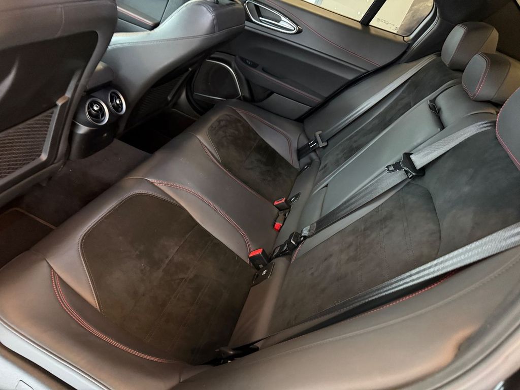 Alfa Romeo Giulia 2021