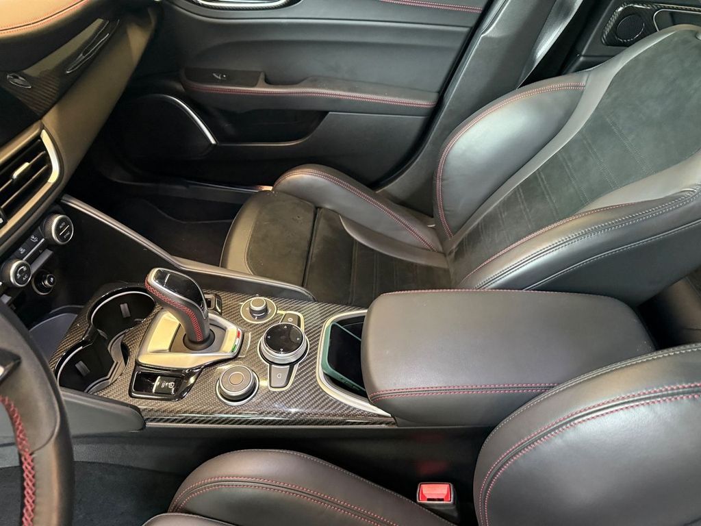 Alfa Romeo Giulia 2021