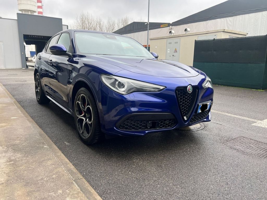 Alfa Romeo Stelvio 2021