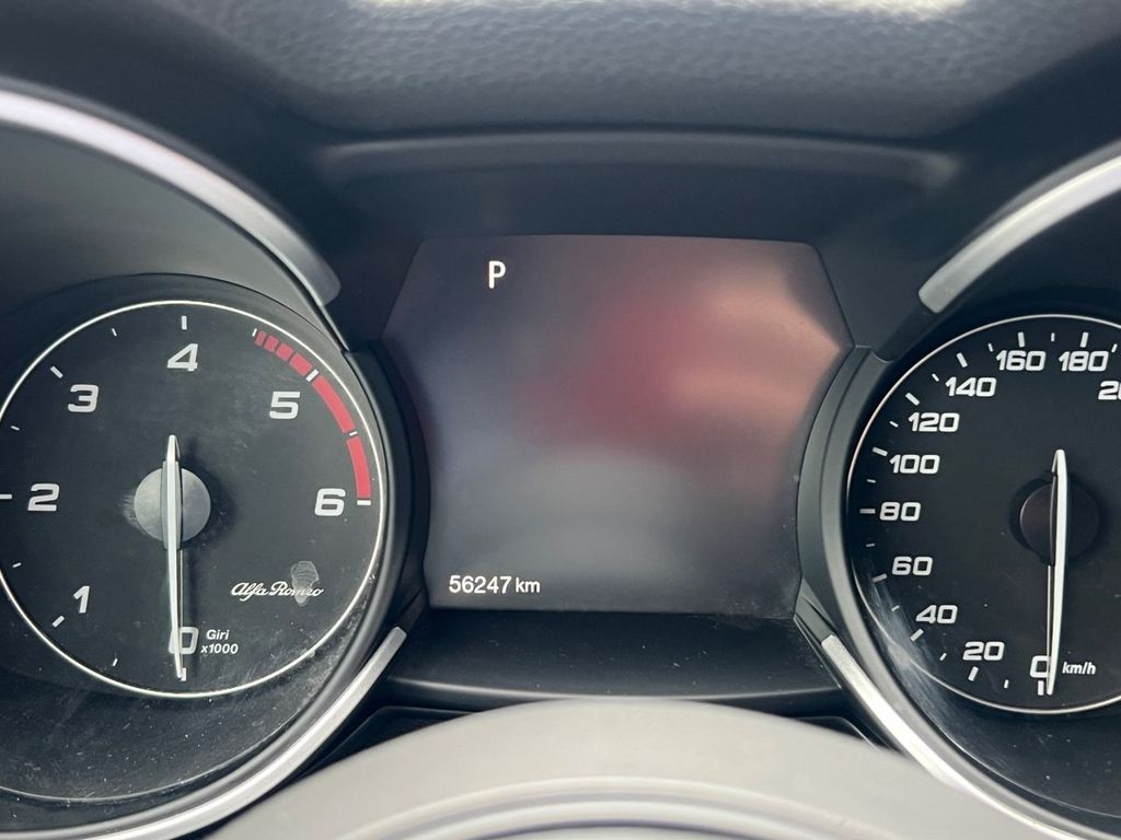 Alfa Romeo Stelvio 2021