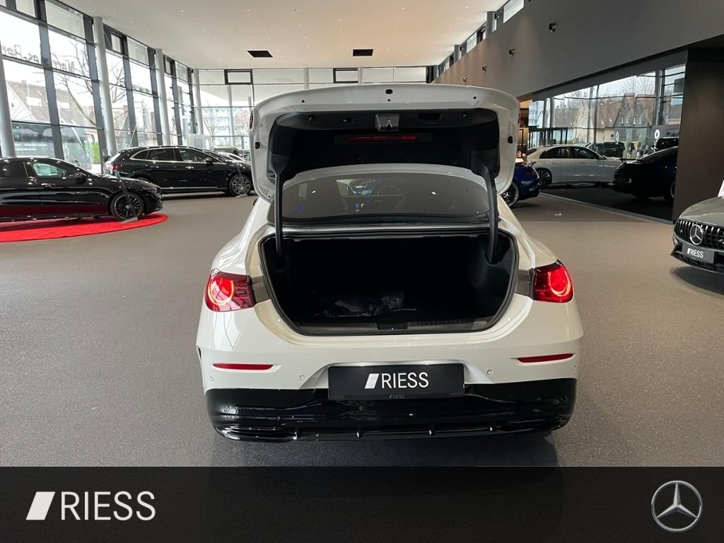 Mercedes-Benz CLA 350 2025