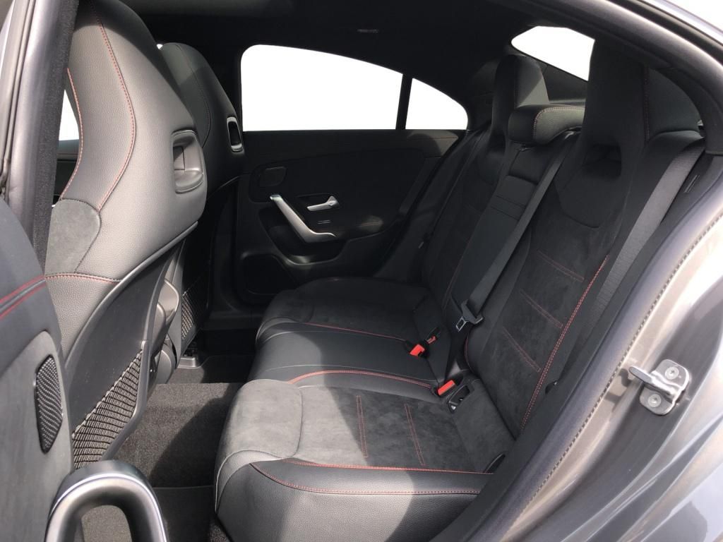 Mercedes-Benz CLA 220 2025