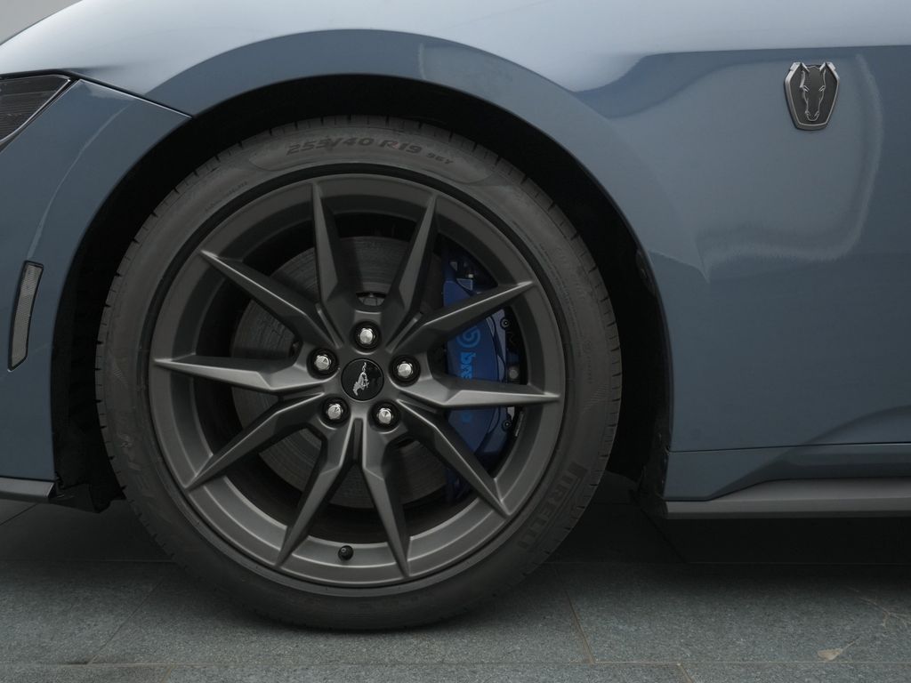 Ford Mustang 2025