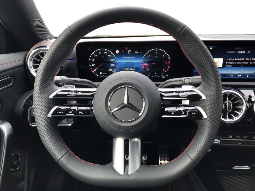Mercedes-Benz CLA 220 2025