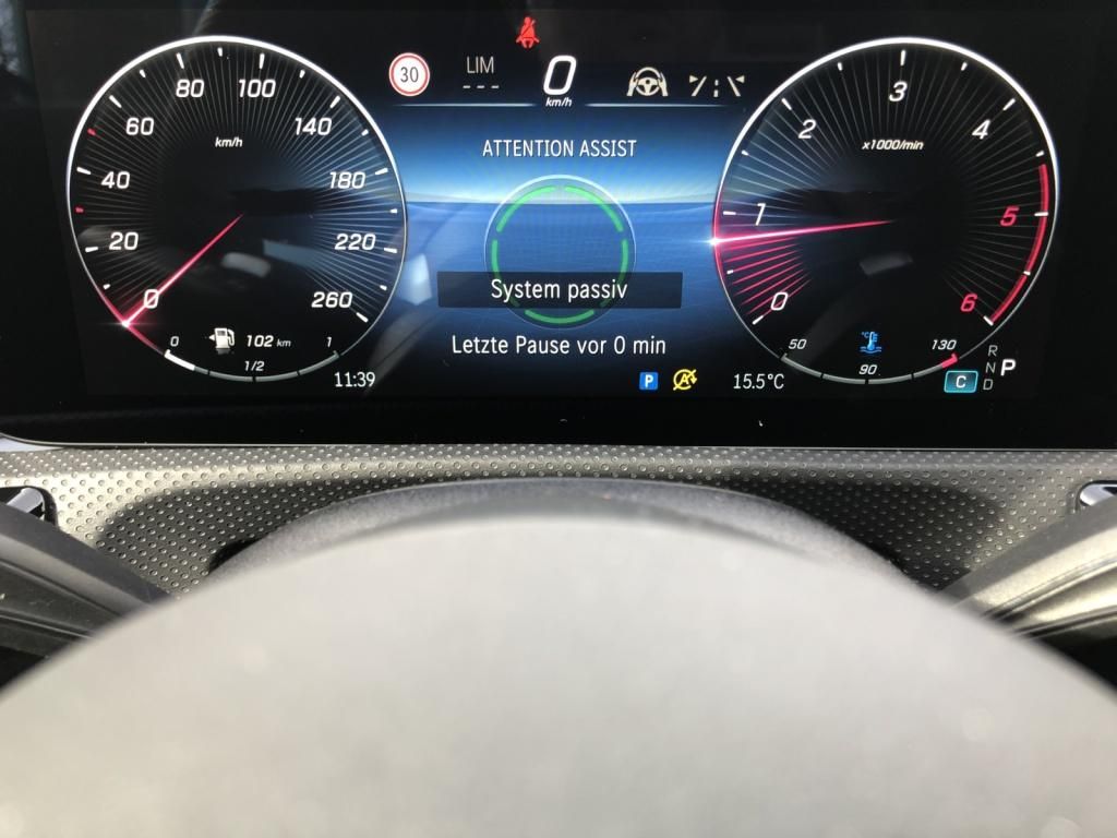Mercedes-Benz CLA 220 2025