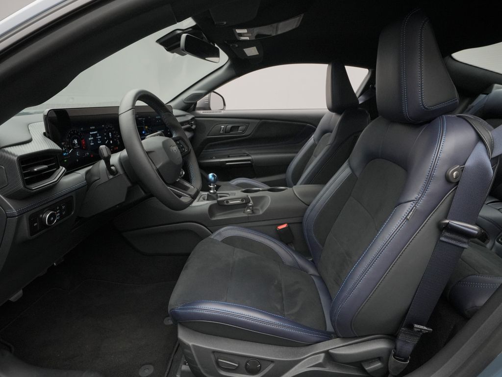 Ford Mustang 2025