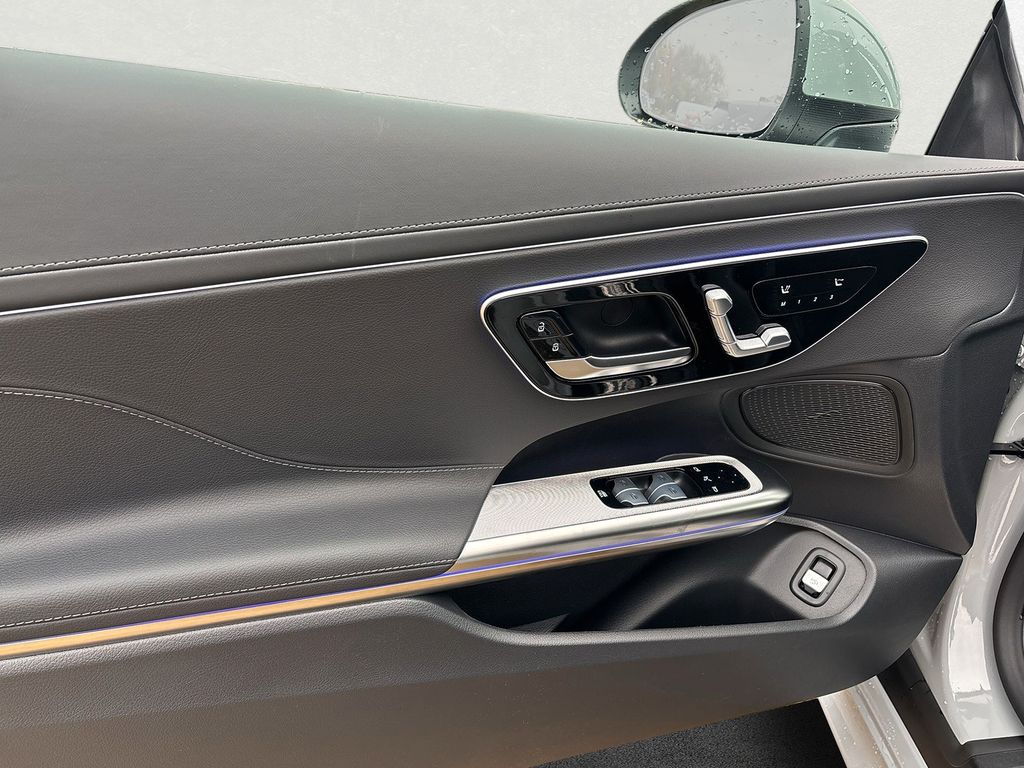 Mercedes-Benz CLE 300 2025