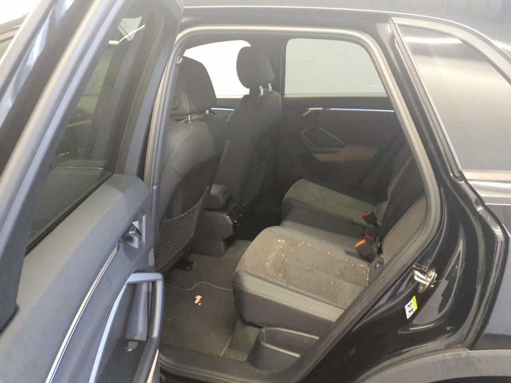 Audi Q3 2021