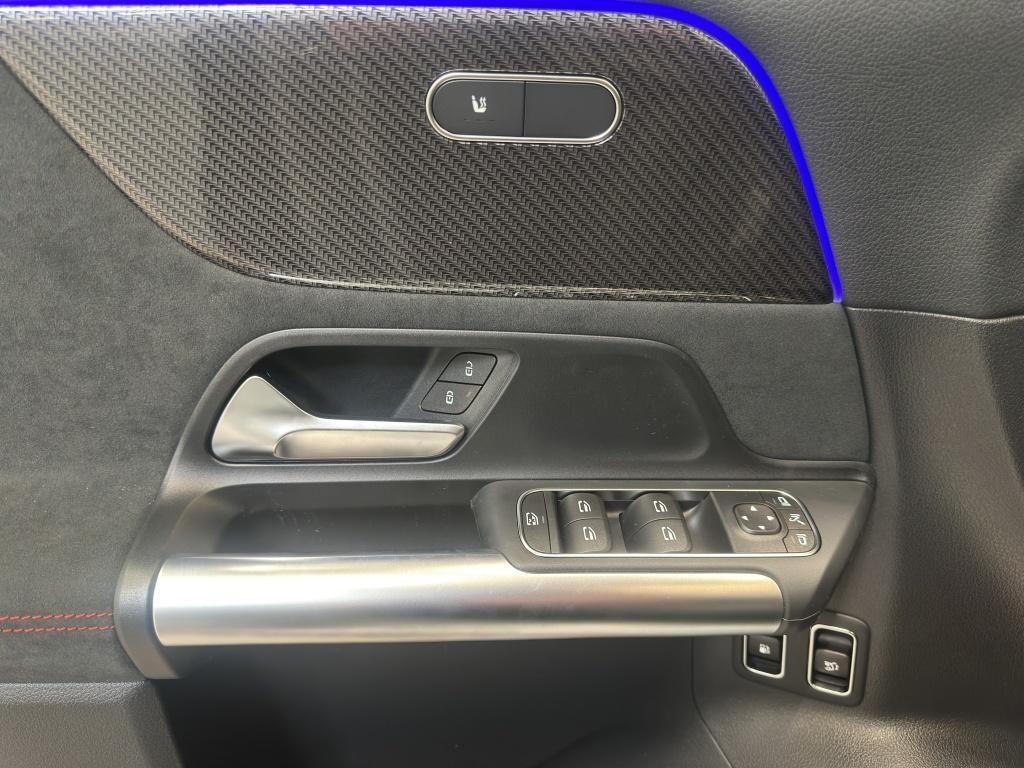 Mercedes-Benz B 250 2025