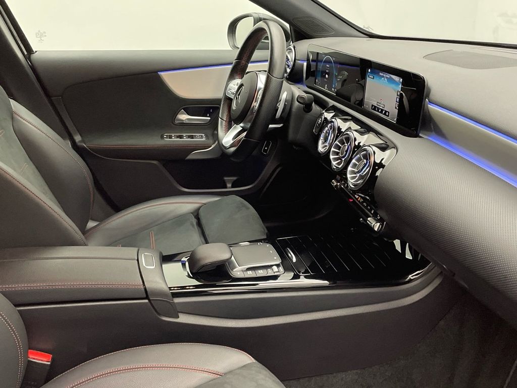 Mercedes-Benz A 250 2022