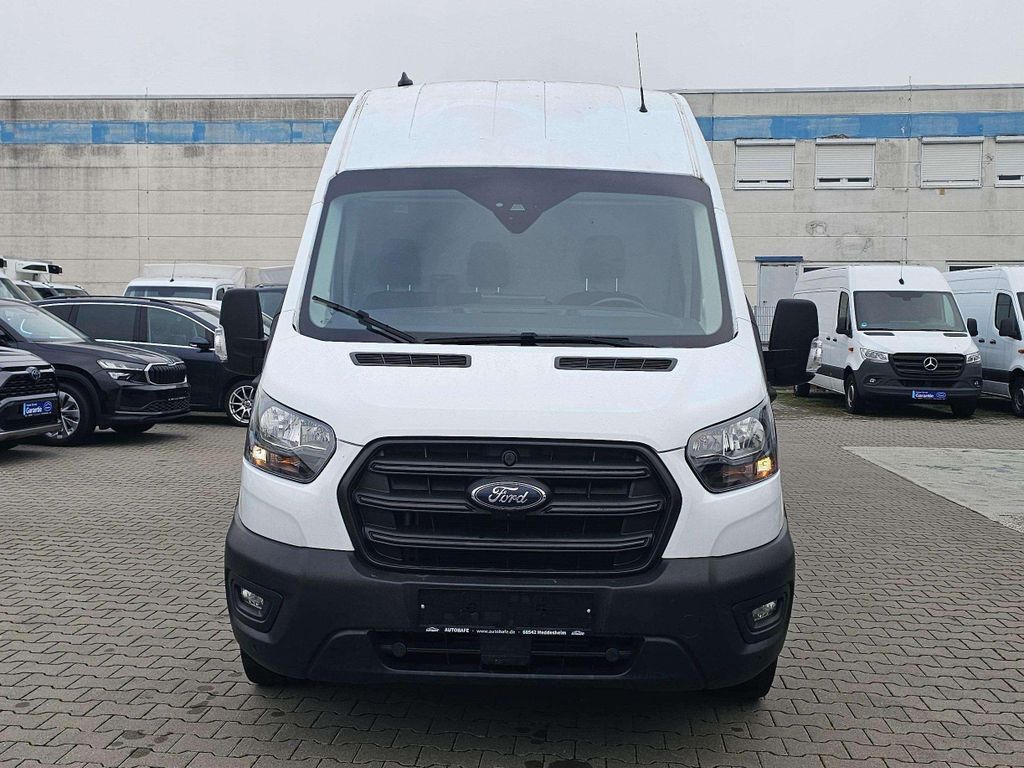 Ford Transit 2024