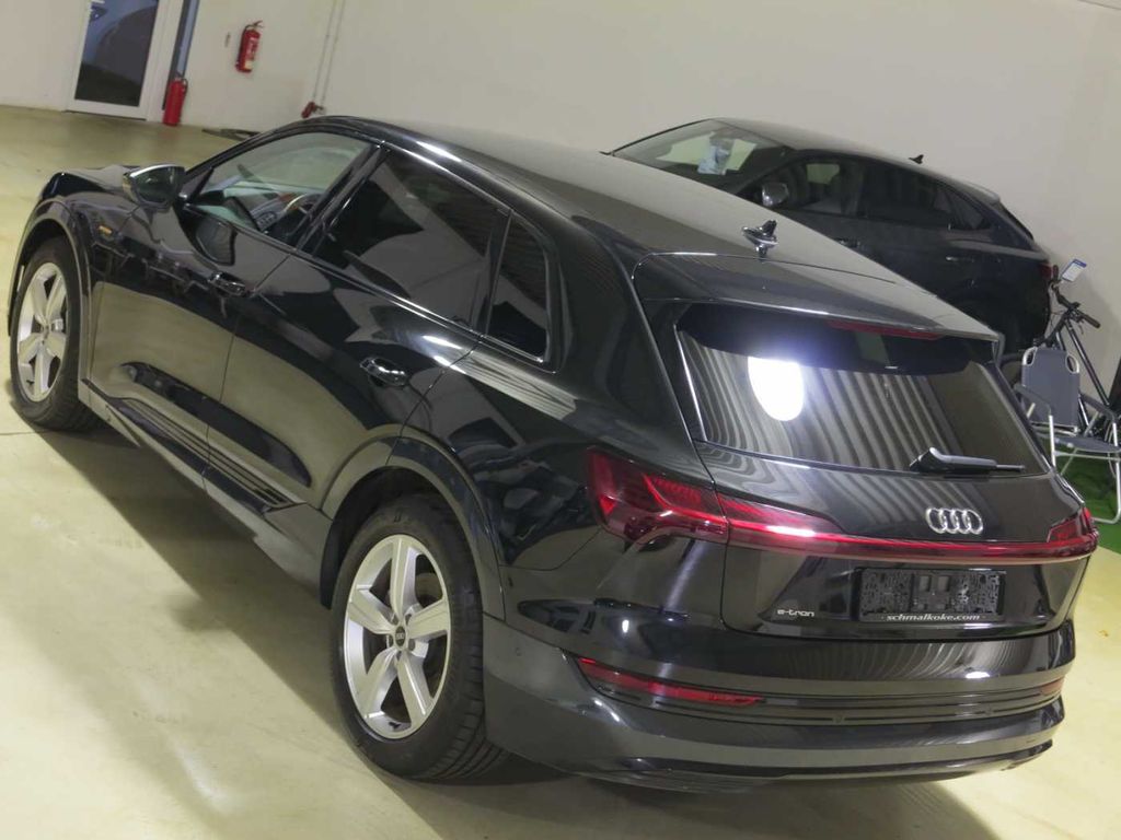 Audi e-tron 2023