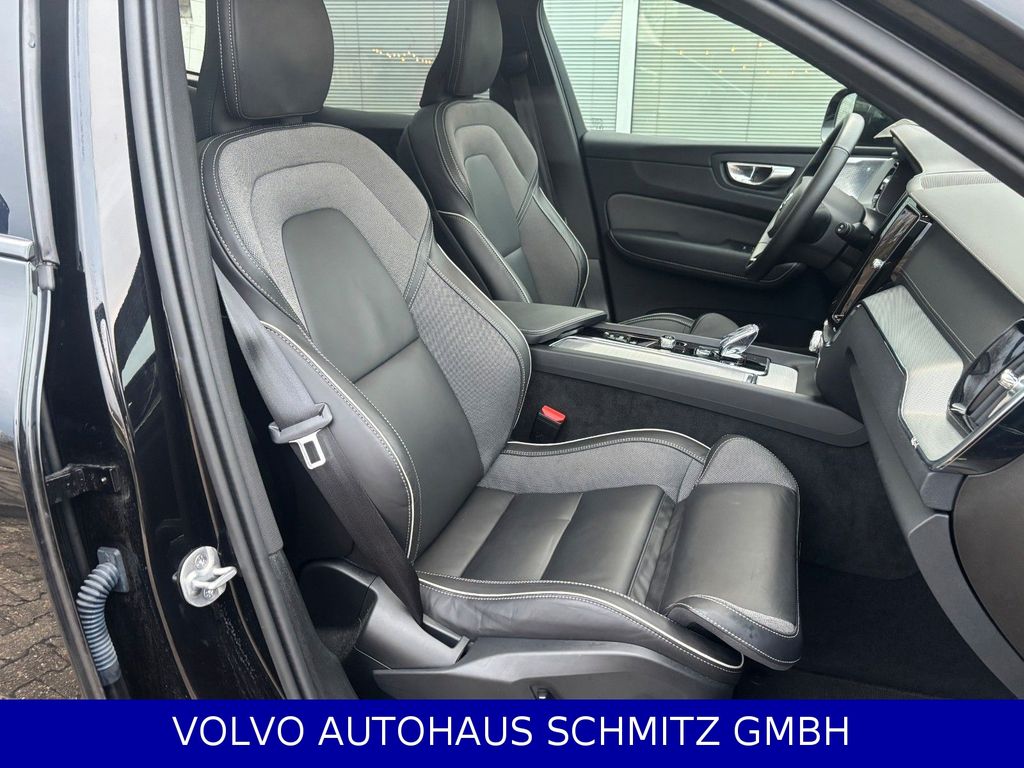 Volvo XC60 2025