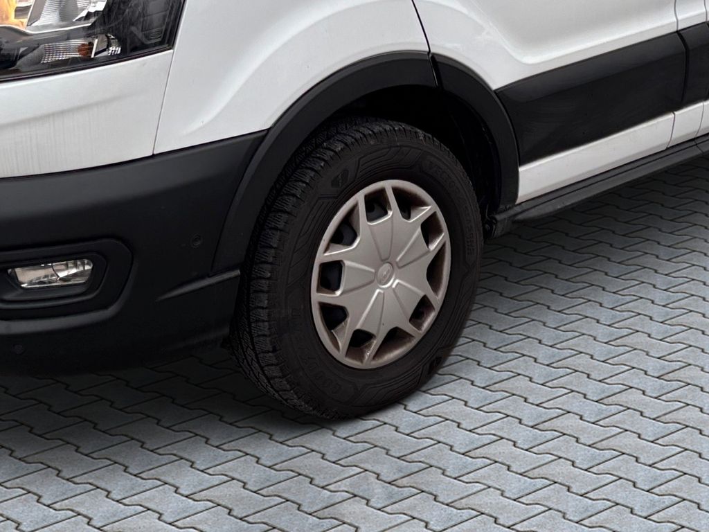 Ford Transit 2024