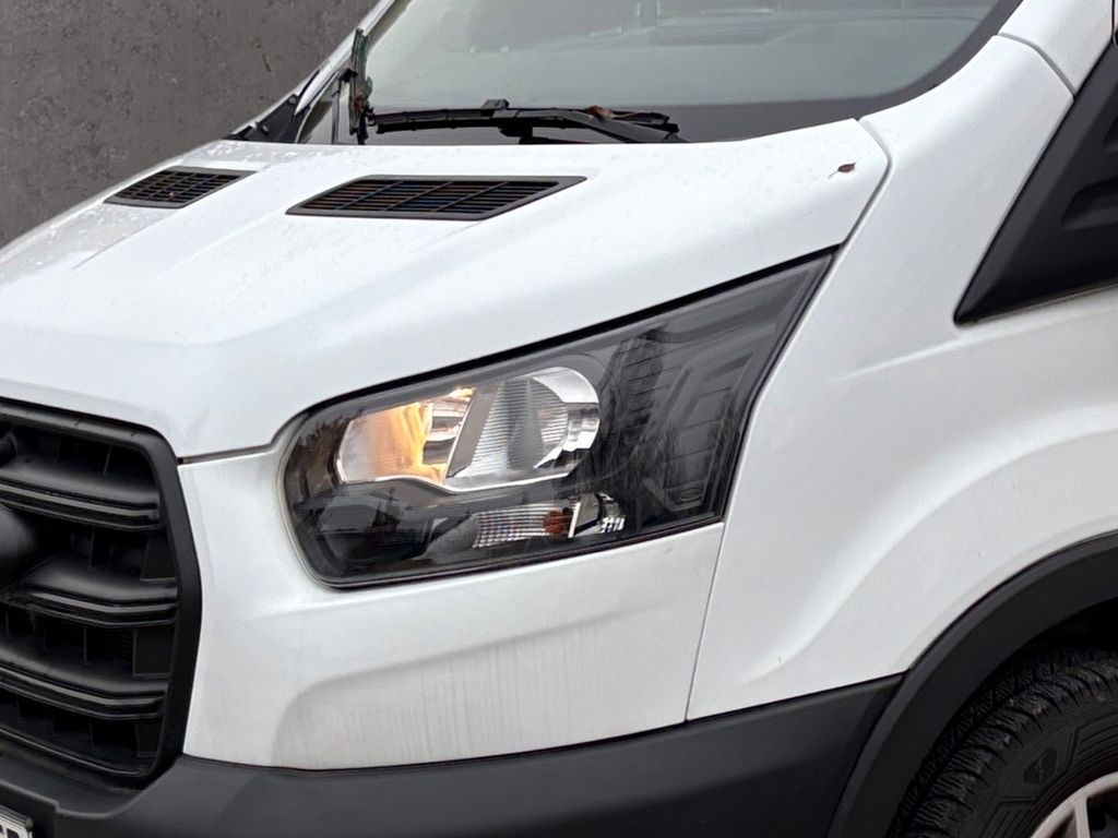 Ford Transit 2024
