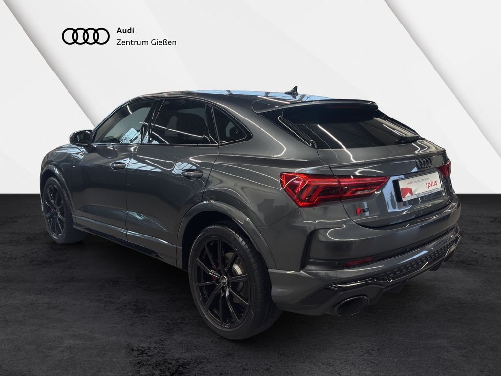 Audi RSQ3 2024