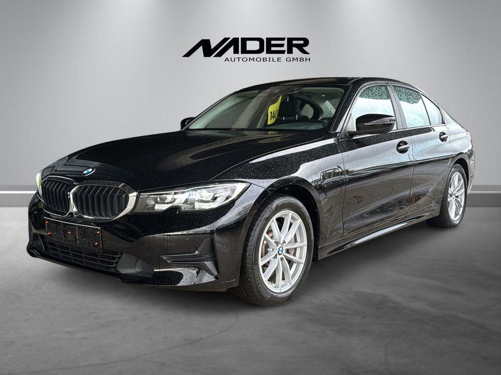 BMW 330 2020