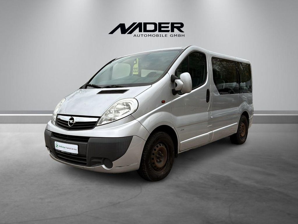 Opel Vivaro 2012