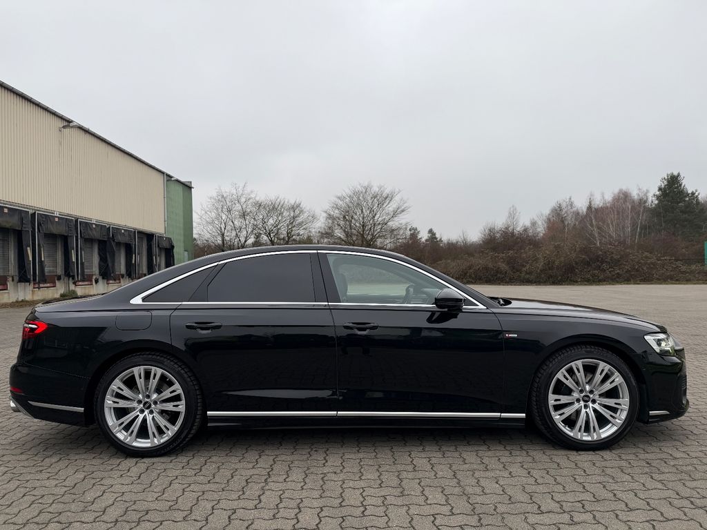 Audi A8 2022
